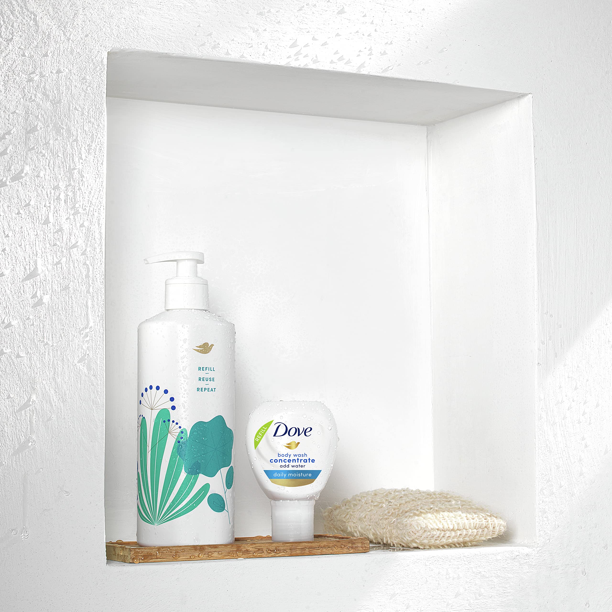 Dove Concentrate Refill and 100 percent Recycled Reusable Bottle for Instantly Soft Skin Daily Moisture Starter Kit for Lasting Nourishment Body Care 4 Fl oz (makes 16 Fl oz)